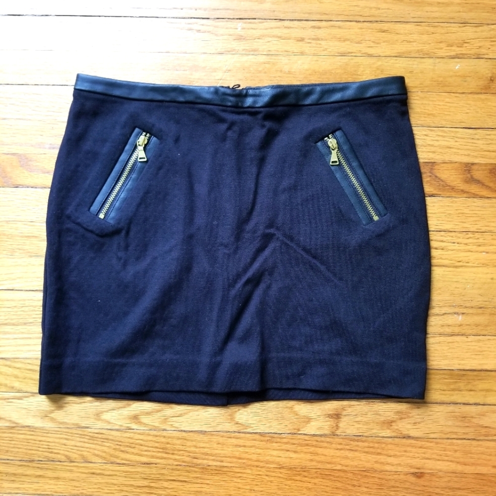 Black mini skirt